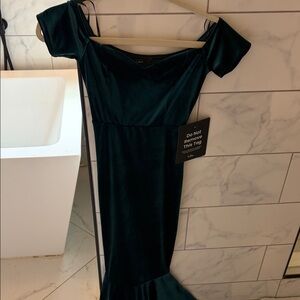Lulu's Emerald Off-Shoulder Maxi Dress